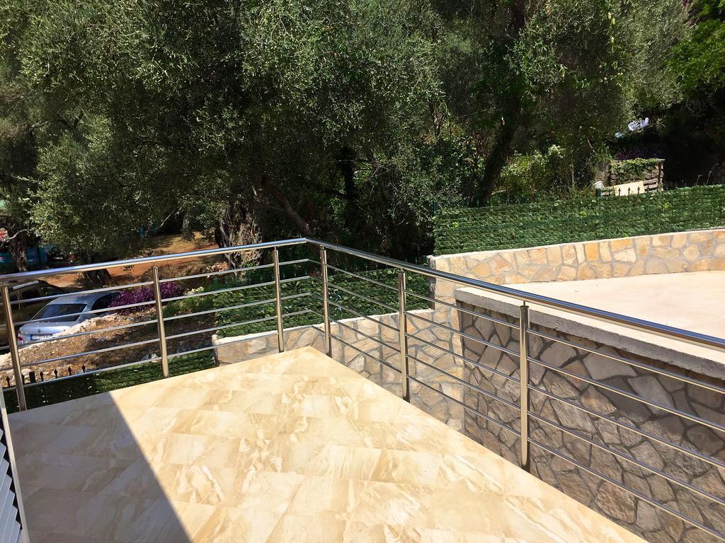Zanjice Luxury Suite Lustica Bagian luar foto