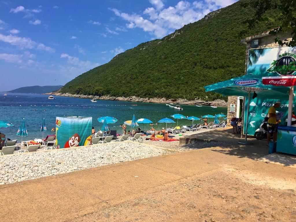 Zanjice Luxury Suite Lustica Bagian luar foto