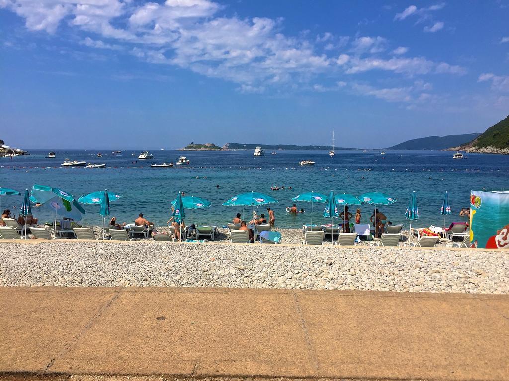 Zanjice Luxury Suite Lustica Bagian luar foto