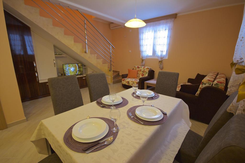 Zanjice Luxury Suite Lustica Bagian luar foto