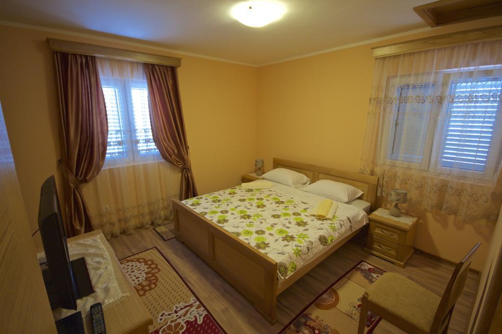 Zanjice Luxury Suite Lustica Bagian luar foto
